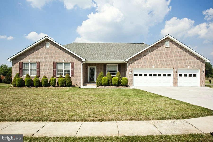 100 Brenton Ct, Stephens City, VA 22655 - photo 1