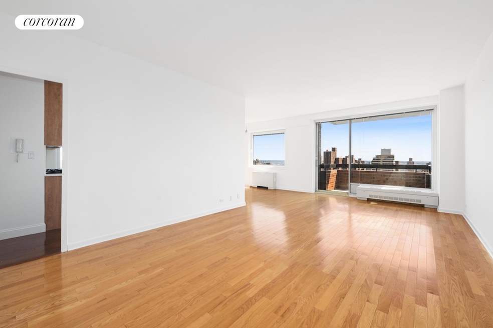 45 E 89th St unit 31F, New York, NY 10128 - photo 1