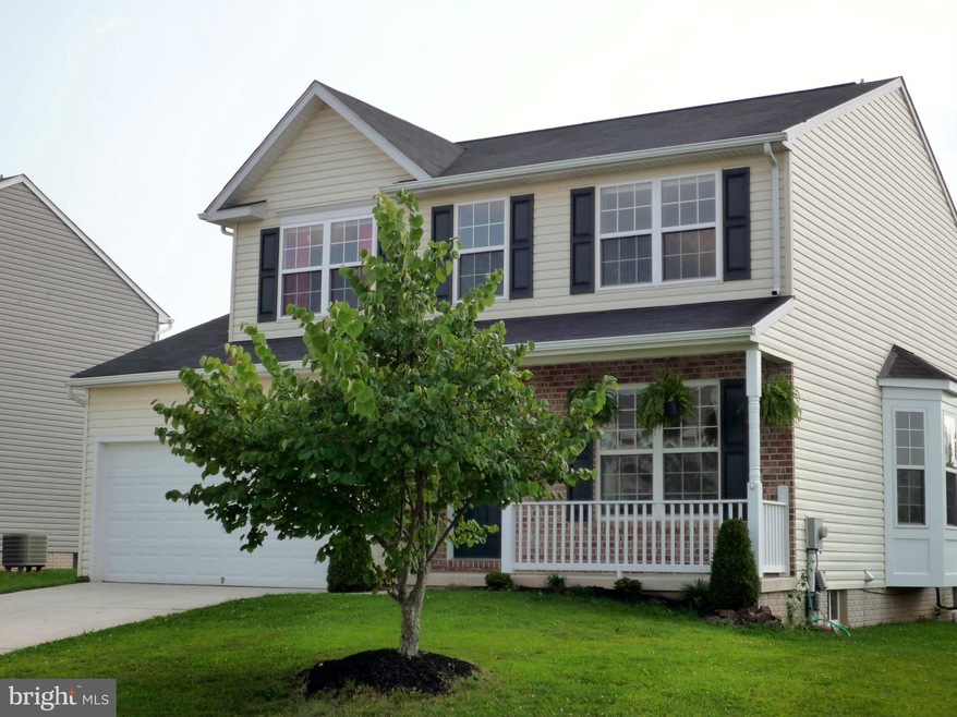 527 Kenan St, Taneytown, MD 21787 - photo 1