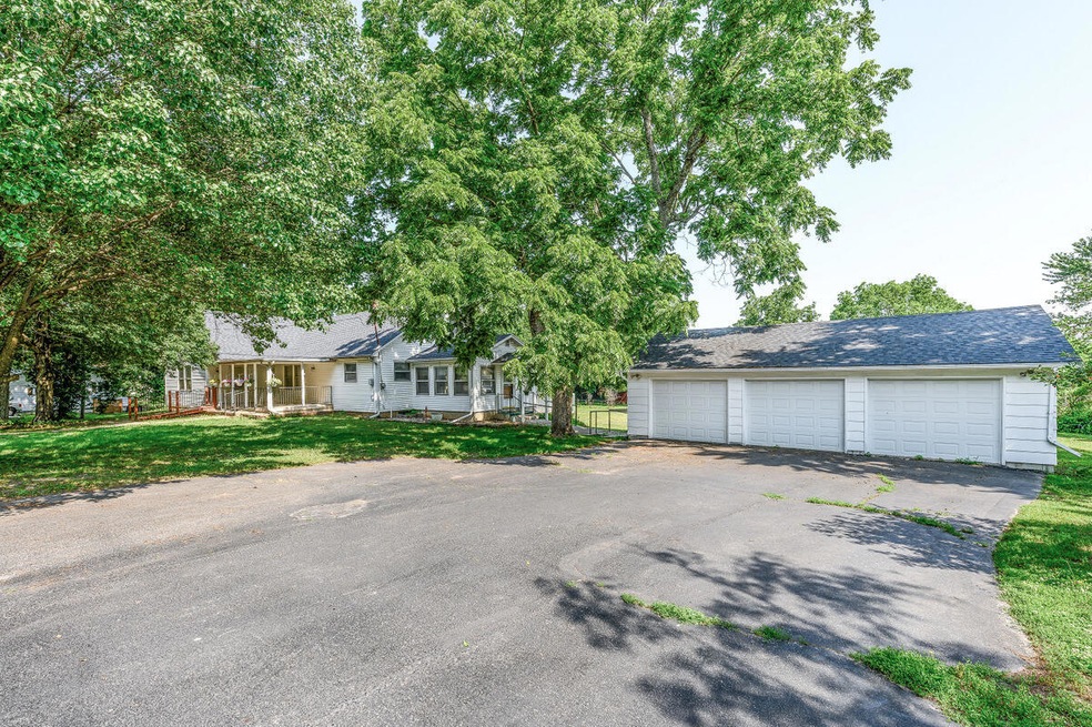 217 W Main St-6