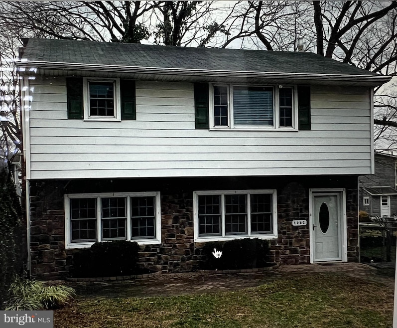 126 Delaware Ave unit C, Riverside, NJ 08075 - photo 1