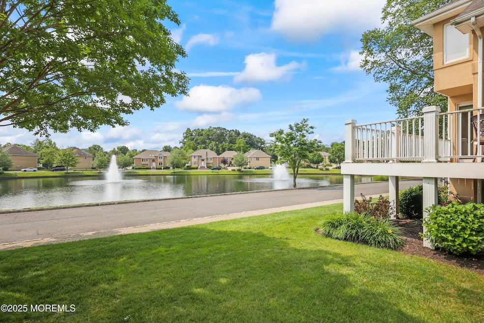 117 Sequoia Woods Ct, Holmdel, NJ 07733 - photo 1