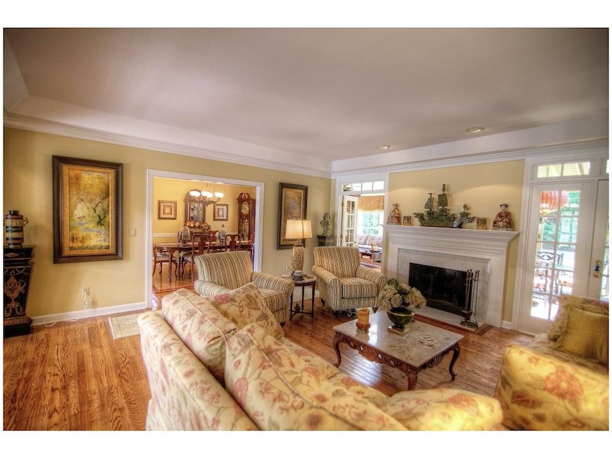 1721 Barrington Cir, Marietta, GA 30062 - photo 1