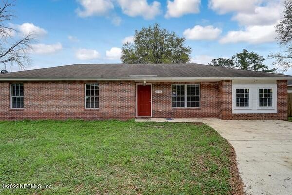 1400 Old Middleburg Rd N, Jacksonville, FL 32210 - photo 1