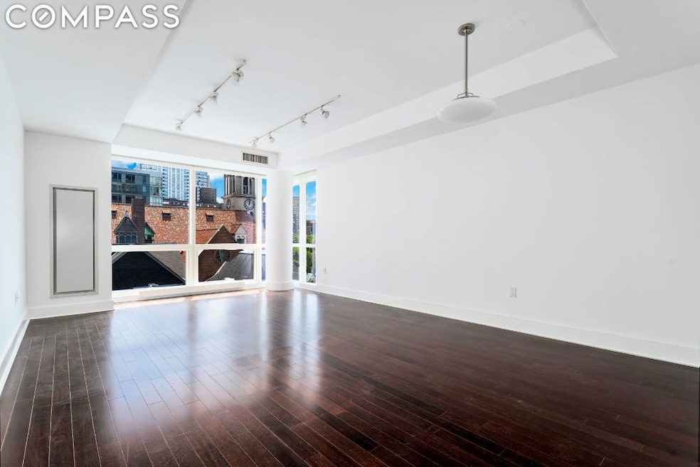 Ariel East unit 7C, New York, NY 10025 - photo 1