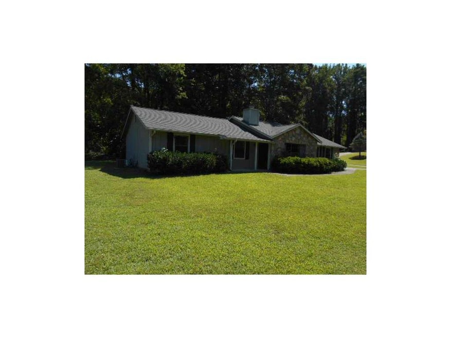 Exterior Front. 667 Shagbark Ct. SE