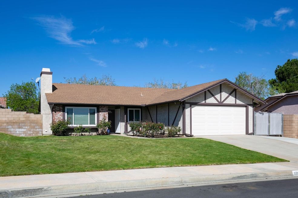 37525 17th St E, Palmdale, CA 93550 - photo 1