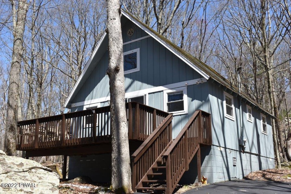 113 Hickory Ct, Hawley, PA 18428 - photo 1