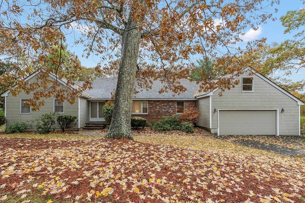 9 Cardinal Rd, Windham, NH 03087 - photo 1