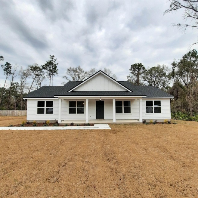 36 Crestwood Dr, Crawfordville, FL 32327 - photo 1