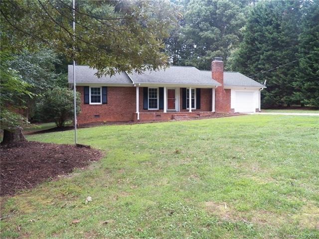 FRONT VIEW OF THE HOME