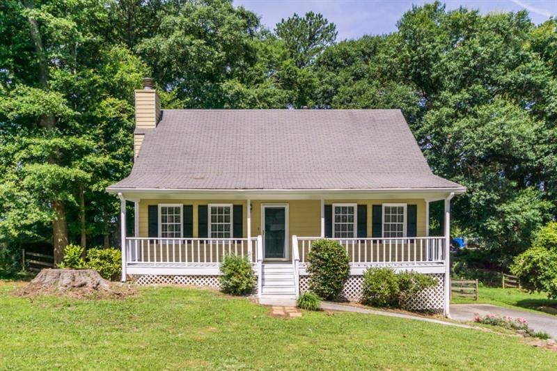 4265 Meadow Way, Marietta, GA 30066 - photo 1