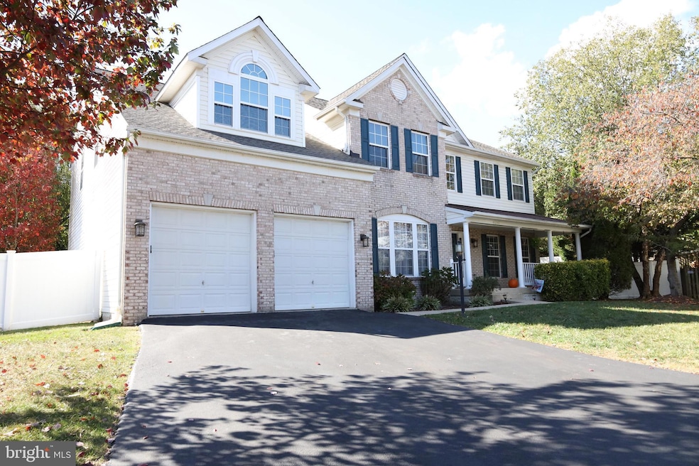 43281 John Danforth Ct, Ashburn, VA 20147 - photo 1