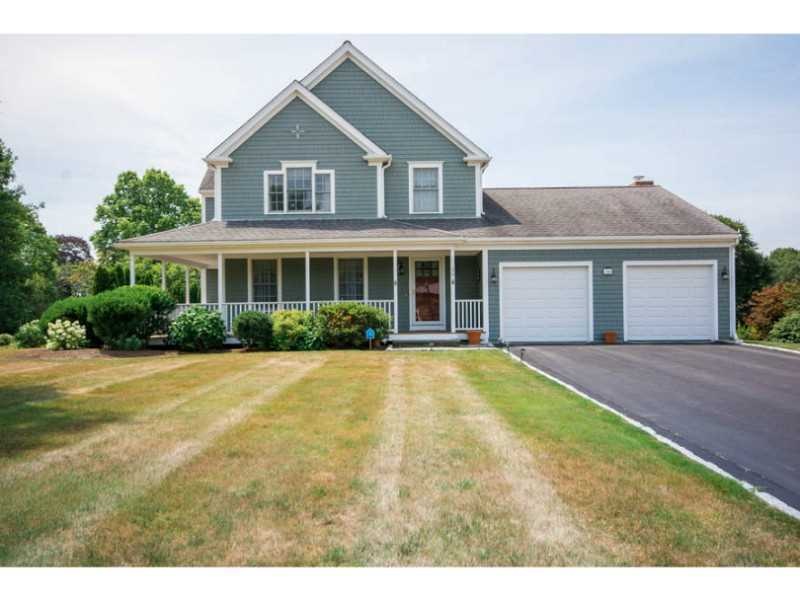36 Island Dr, Middletown, RI 02842 - photo 1