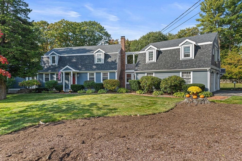 10 Rocky Hill Cir, Scituate, MA 02066 - photo 1