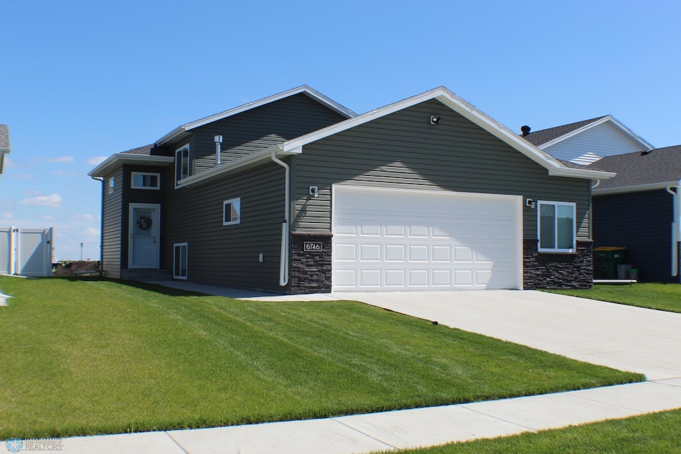 Sold • Co-Listing Agent