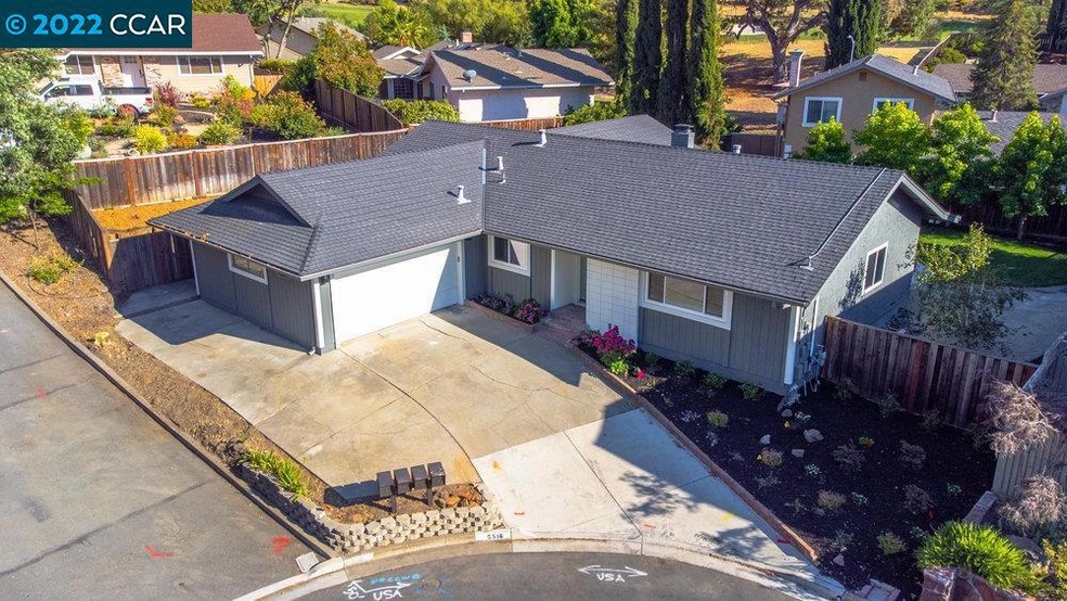 Sold $1,154,000 • Co-Listing Agent