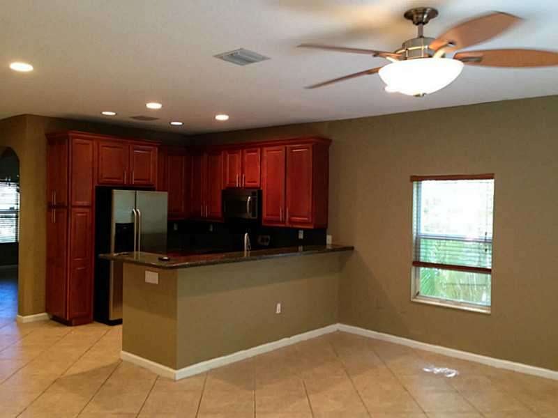 unlisted-address, Oakland Park, FL 33309 - photo 1