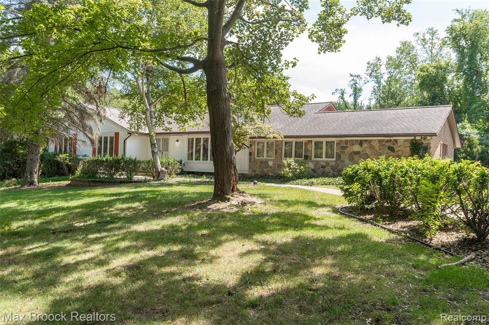 1469 Highmoor Way