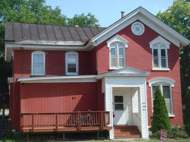 1007 7th St S unit 1009, La Crosse, WI 54601 - photo 1