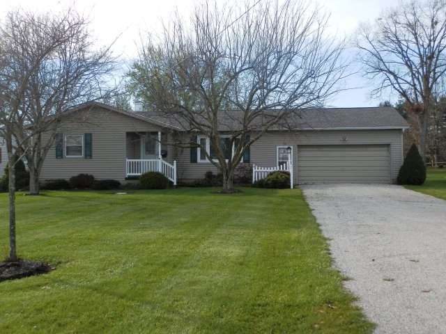 591 Snyder Dr, Loudonville, OH 44842 - photo 1
