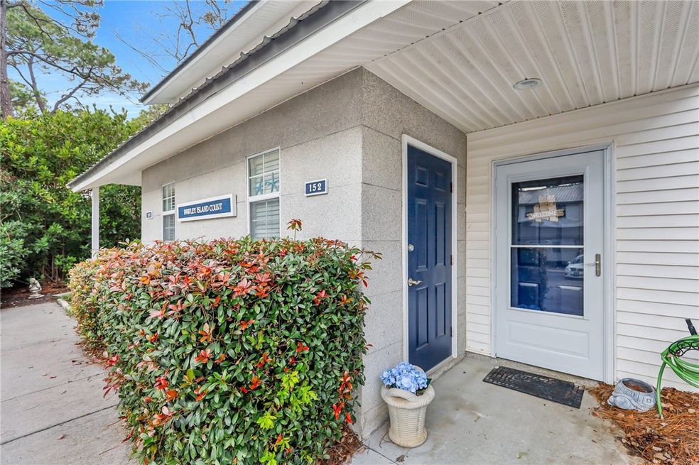152 S Island Square Dr, Saint Simons Island, GA 31522 - photo 1