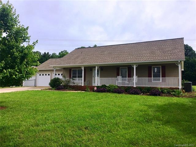 170 Elk Dr, Statesville, NC 28625 - photo 1