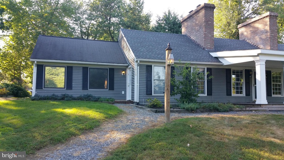 1608 Zulla Rd unit 3, Middleburg, VA 20117 - photo 1