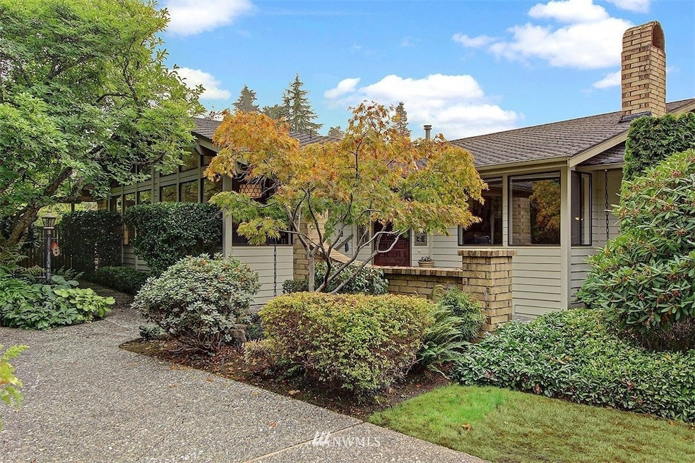 17836 Talbot Rd, Edmonds, WA 98026 - photo 1