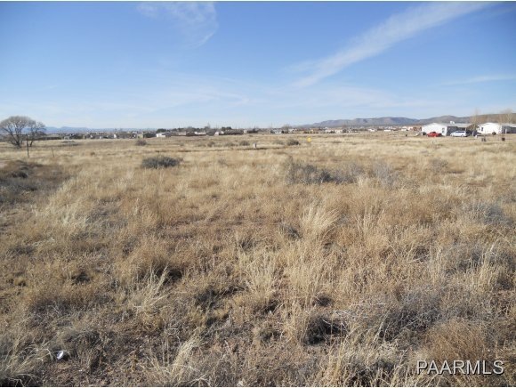 24360 N Cleveland St, Paulden, AZ 86334 - photo 1