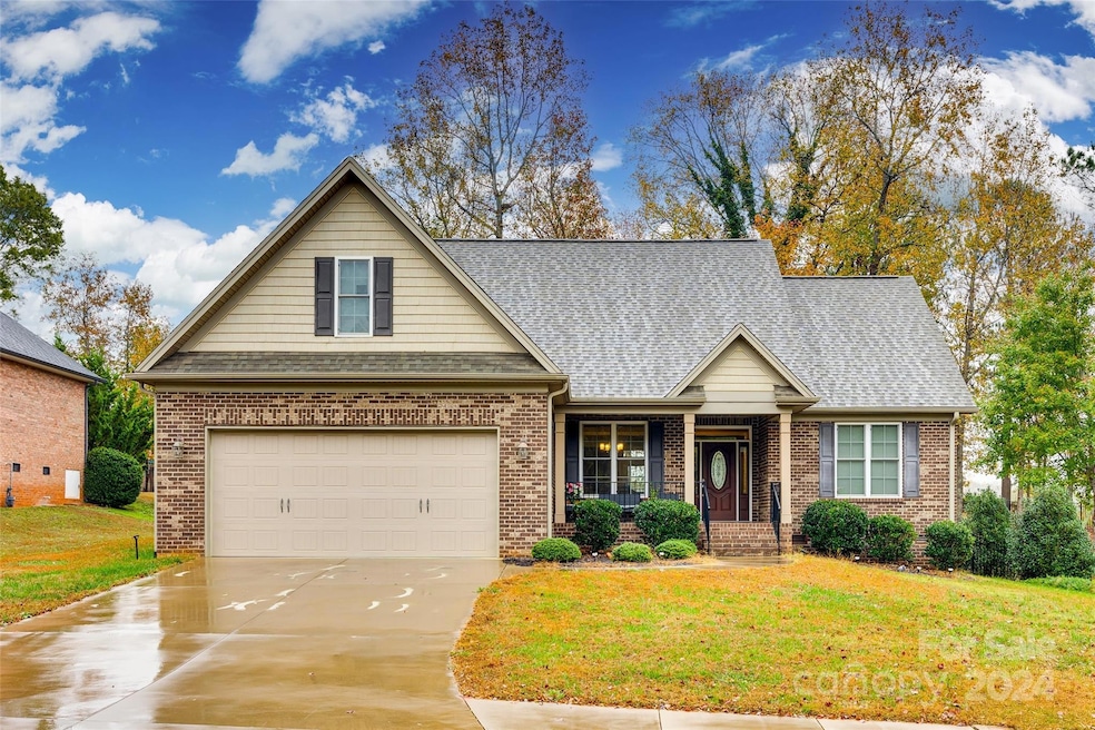 1326 Moonshadow Ln, Shelby, NC 28150 - photo 1