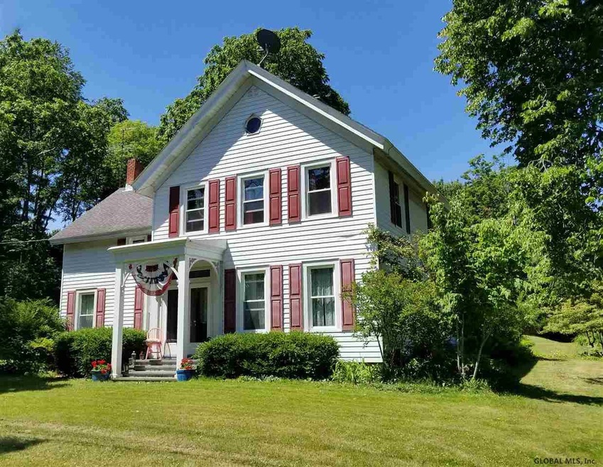 56 Stock Ln, Rensselaer, NY 12144 - photo 1