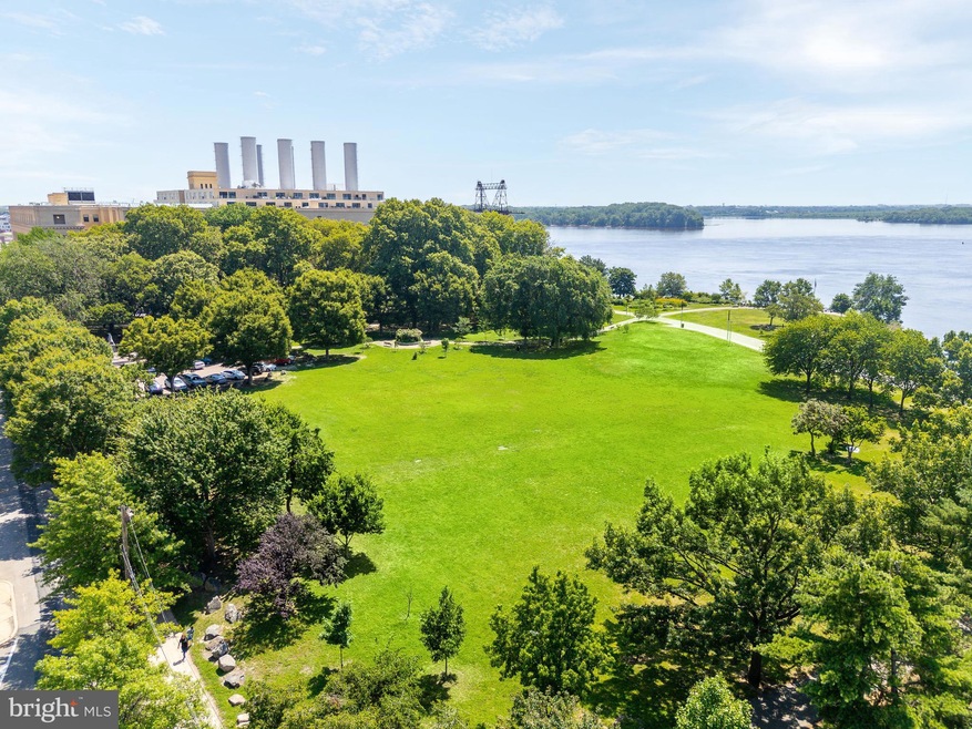 1130 N Delaware Ave unit 602, Philadelphia, PA 19125 - photo 1