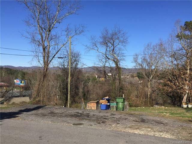 Easy build, gently downsloping urban lot offering city and mountain views