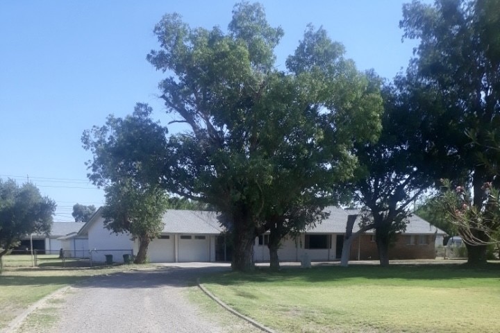 1713 E Cottonwood Ln, Mohave Valley, AZ 86440 - photo 1