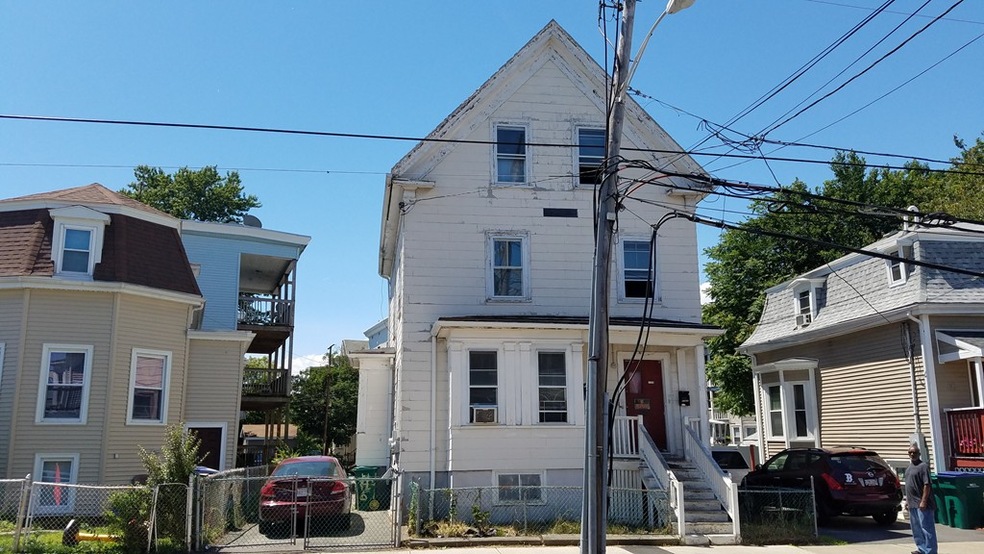 6 Spencer St, Lynn, MA 01905 - photo 1