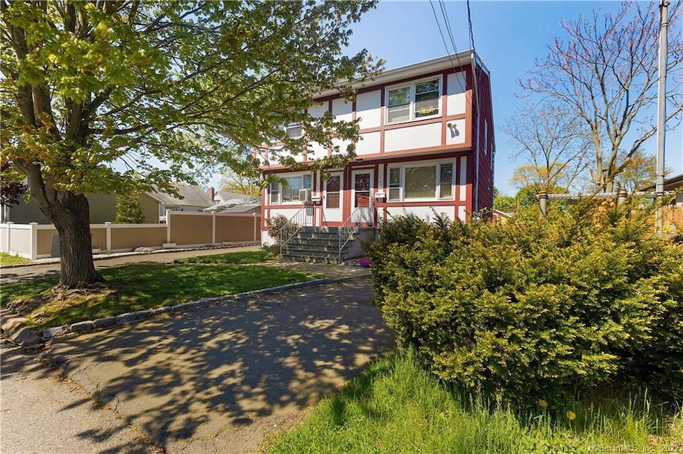 265 Hamilton Ave, Stratford, CT 06615 - photo 1