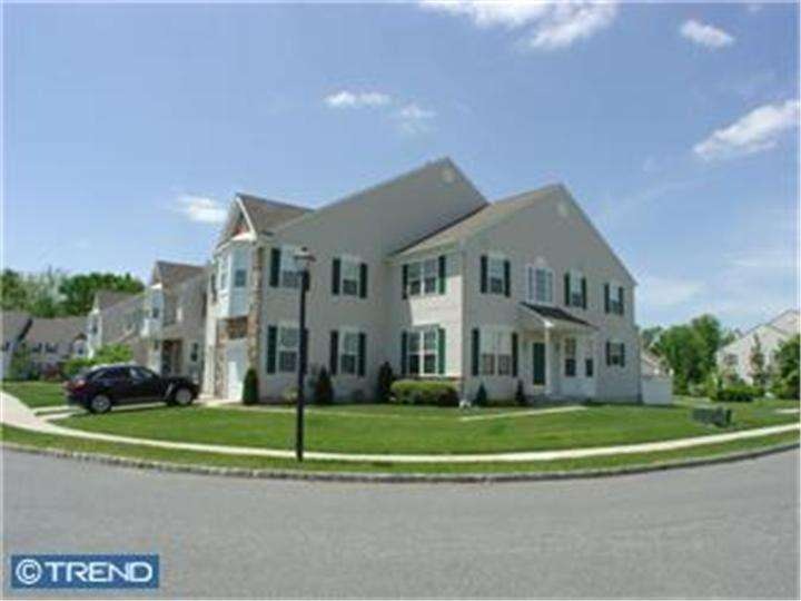 160 Rittenhouse Dr, Woodbury, NJ 08096 - photo 1