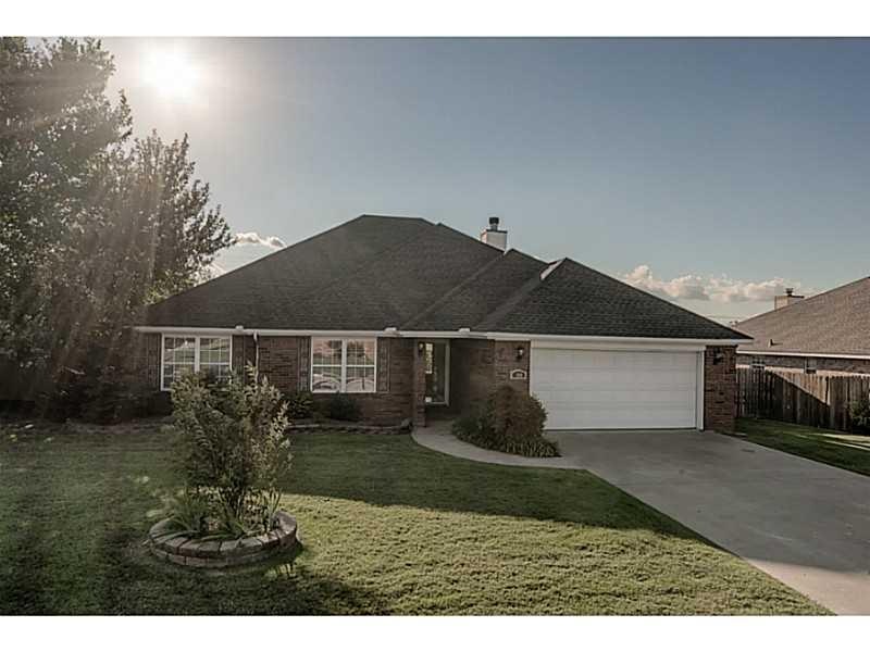 100 NW Apple Blossom, Bentonville, AR 72712 - photo 1