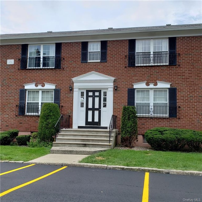 1 Somerset Dr unit 10H, Suffern, NY 10901 - photo 1