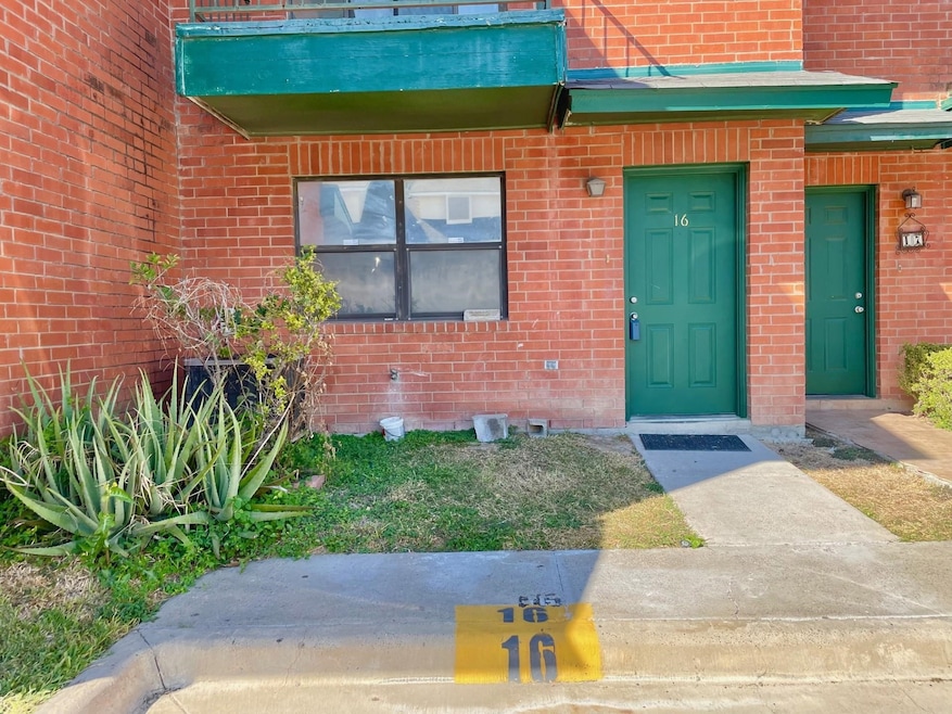 8915 Mcpherson Rd unit 16B, Laredo, TX 78045 - photo 1