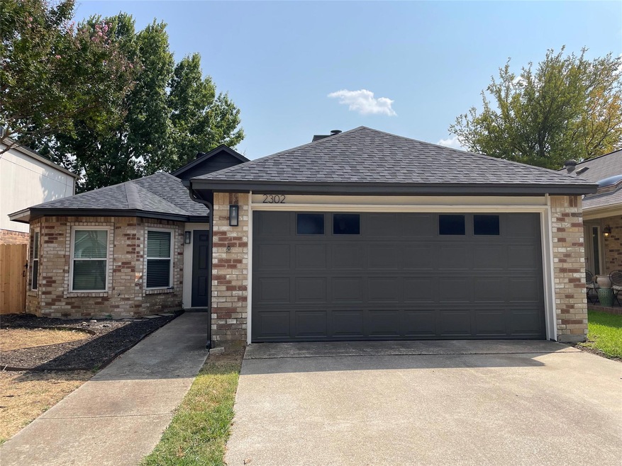 2302 Maplewood Trail, Colleyville, TX 76034 - photo 1