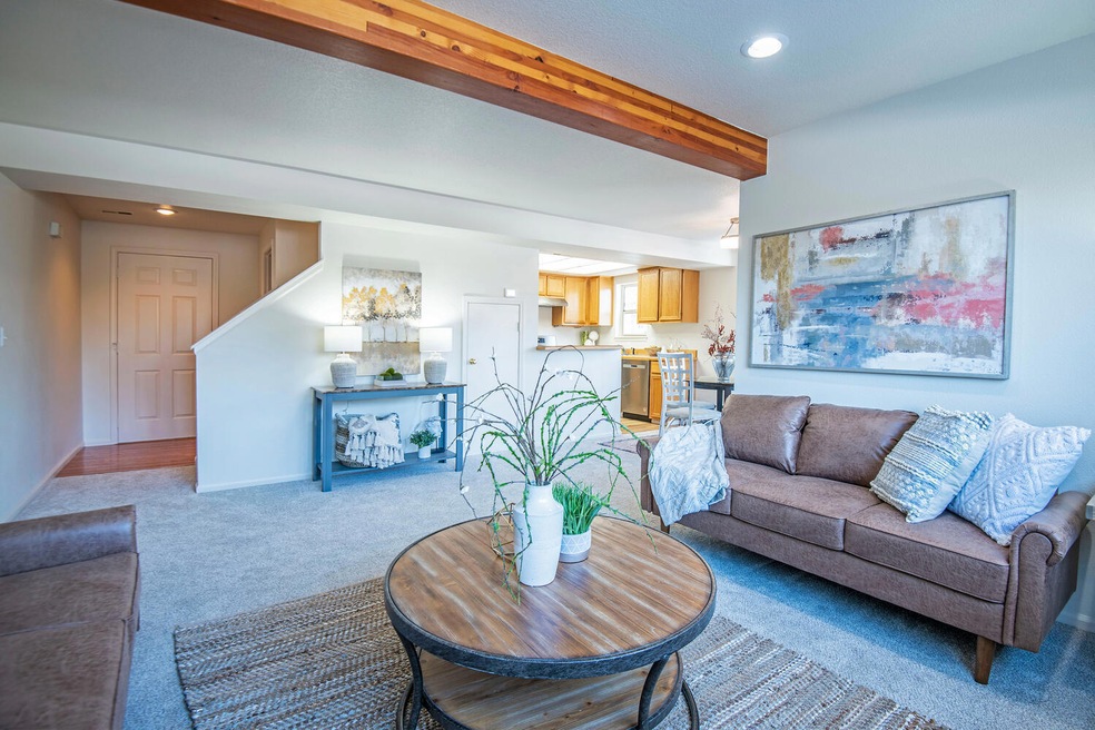 1801 NE Purcell Blvd Apt 15-large-005-02