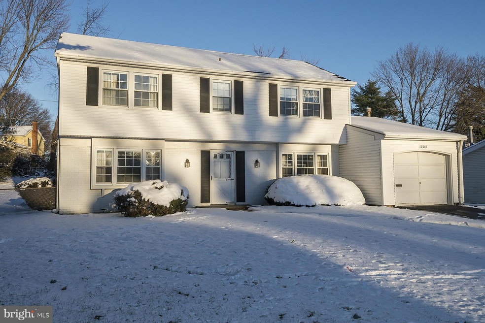 12016 Tulip Grove Dr, Bowie, MD 20715 - photo 1