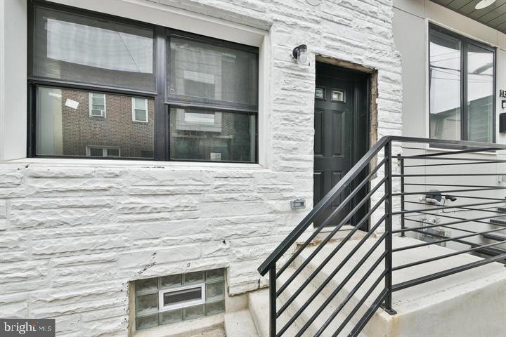 1431 S Ringgold St, Philadelphia, PA 19146 - photo 1