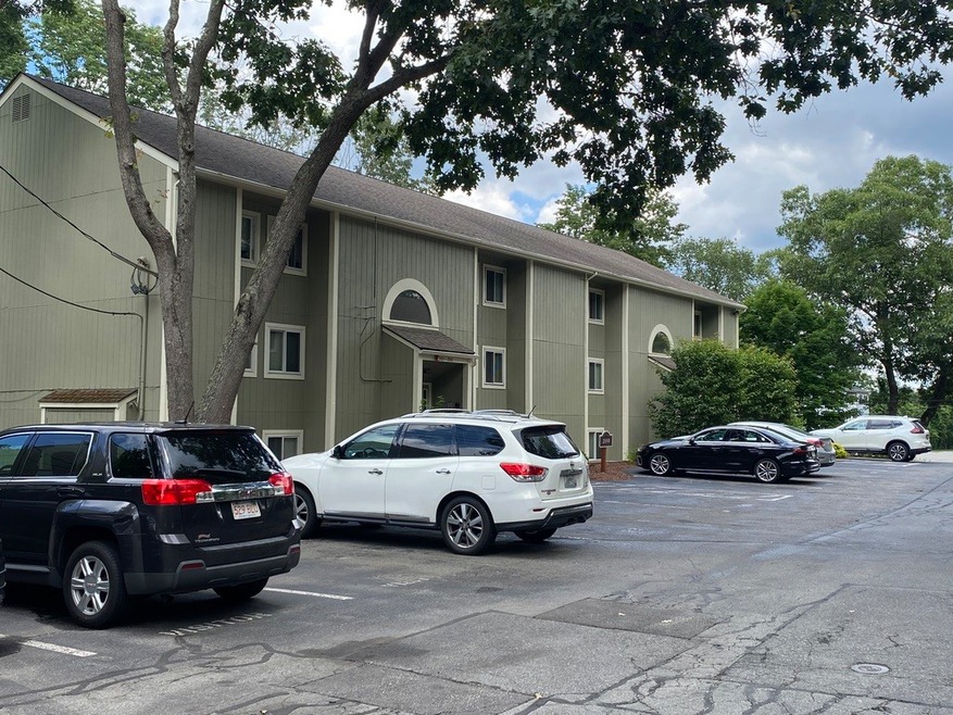 400 New River Rd unit 204, Manville, RI 02838 - photo 1