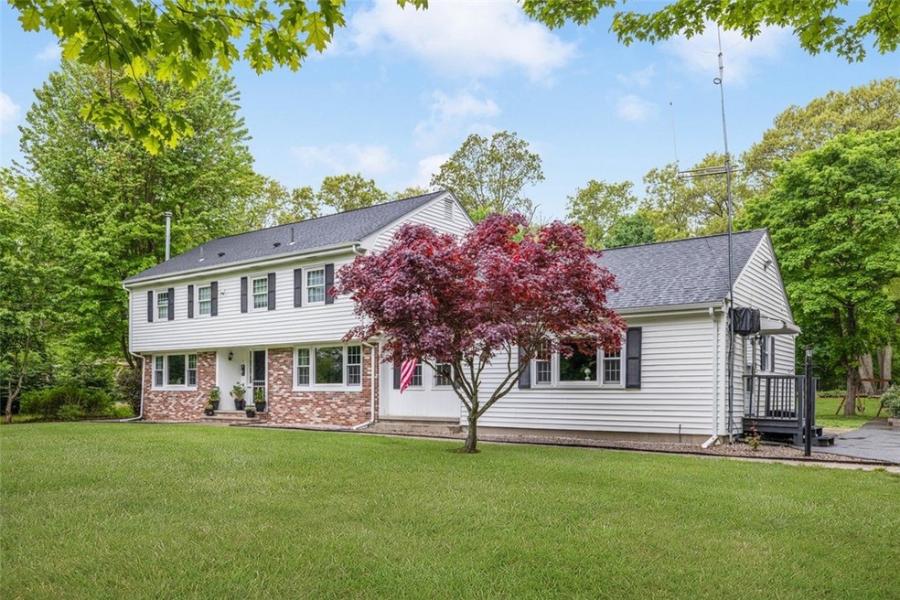 268 Log Rd, Smithfield, RI 02917 - photo 1