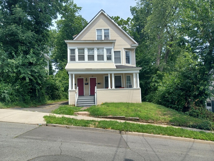 37 Fairfield St unit 2nd Floor, New Haven, CT 06515 - photo 1