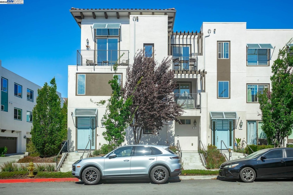 For Sale $1,075,000 • Co-Listing Agent