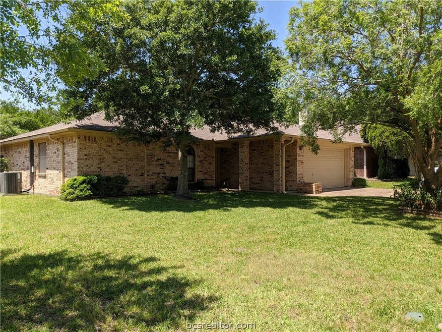 1716 Laura Ln unit CS, College Station, TX 77840 - photo 1